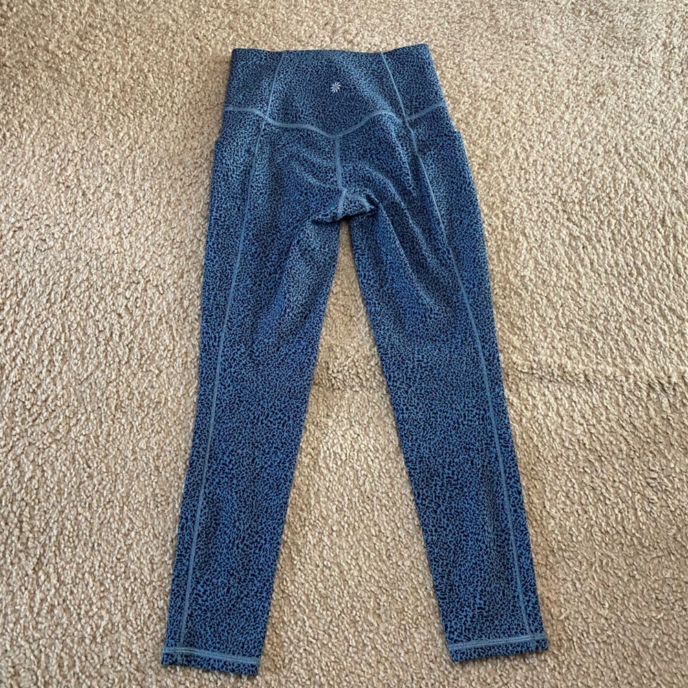 ATHLETA SALUTATION STASH II Textured Tight - Picture 3 of 4